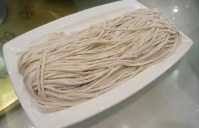 在海底撈用餐,除了免費服務,這些東西還可以免費帶走,你竟然還不知道?