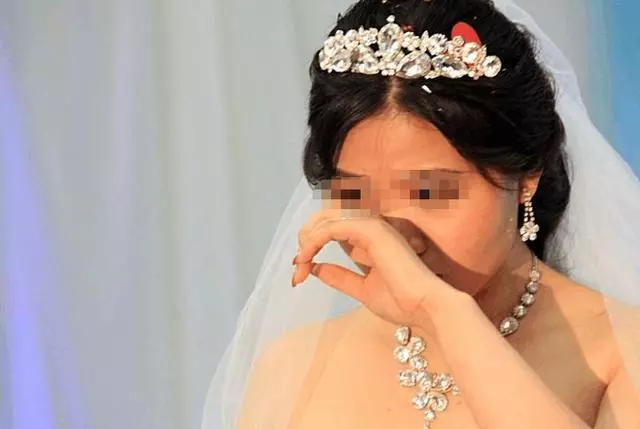 結婚一年老公都不碰我,婆婆將他鎖我房間,半夜的動靜讓全家炸了