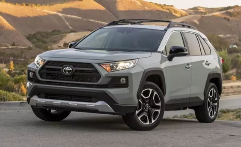 台灣網友捕獲新一代 Toyota RAV4，可望還有越野版可選？ 