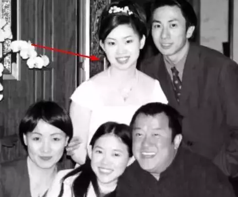 曾志偉四個兒女都不靠爸:三個都在娛樂圈發展,唯獨他的小女兒最神秘!