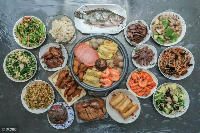 過年不想長胖,營養專家:最不應該吃這幾種食物!