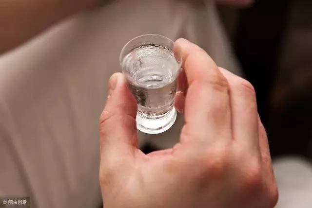 飯後出現5種現象,可能是胃出問題了,建議:做好5件事遠離胃癌