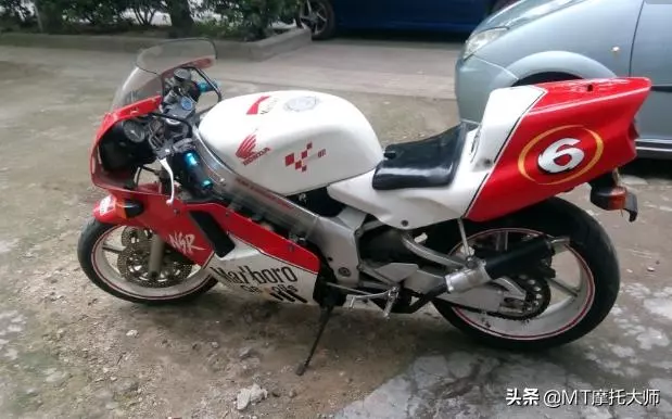 摩托車的排量和最高速度之間有著什麼關係?用數學就能解釋!