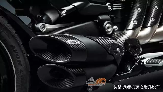 凱旋重磅推出兩款新車,一款3缸排量巨獸,一款復古藝術精品