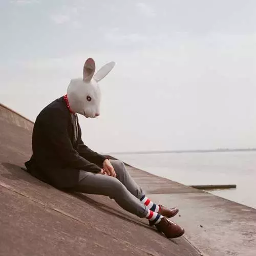 待人友善是修養,獨來獨往是性格, 這種人常有「過人之處」,受人「忌妒」反而應該開心