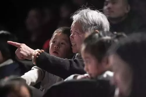 「對不起,爸爸沒本事」 幾句話看哭無數人:父母的愛並不廉價
