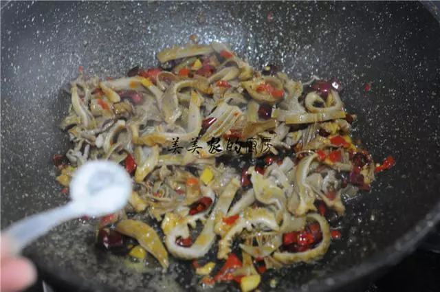 冬天,最煩半夜上廁所,多吃這菜,健脾補虛不尿頻,一覺睡到天亮