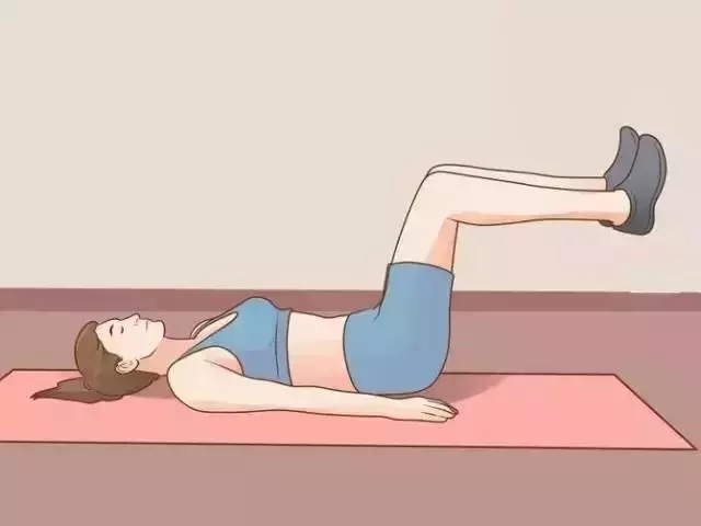 【拉伸背部,保護脊柱】