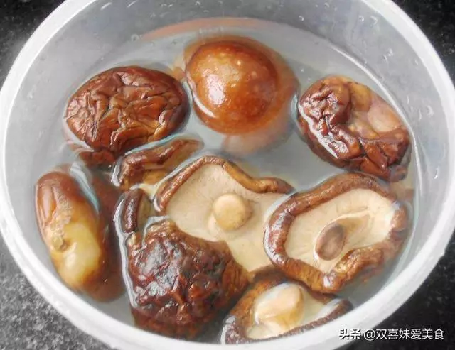 簡單懶人版佛跳牆,做法用料超簡單,省錢又不失大氣,請客面子足