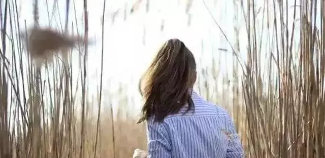 孩子4個月老公離奇失蹤,偶然在醫院看到老公,我怒砸婆婆家!