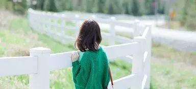 孩子4個月老公離奇失蹤,偶然在醫院看到老公,我怒砸婆婆家!