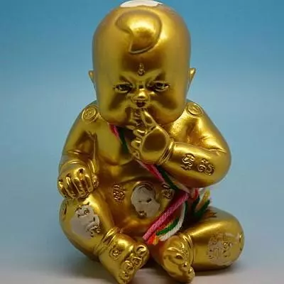 這些明星竟然都在「養小鬼」!但成功背後都要付出代價,有女星被小鬼反噬結果離婚陷入事業低潮,下場超淒慘!