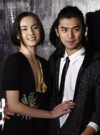 曾與陳柏霖纏綿熱戀,後勾搭已婚娛樂大亨,獲12億資產成最美小三!