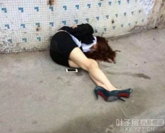 女人千萬不可以喝醉後果不堪設想這些妹子的下場是多麼悽慘再不看就要被刪除了 !