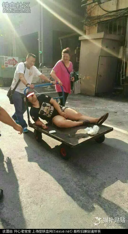 女人千萬不可以喝醉後果不堪設想這些妹子的下場是多麼悽慘再不看就要被刪除了 !