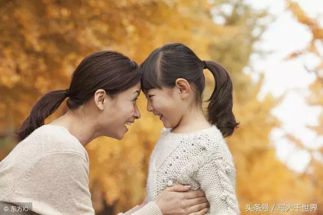 房子被拆老人出城投靠小兒子卻被趕,大兒子雖已不在世他仍找大媳婦,「媳婦的態度」讓他哭了