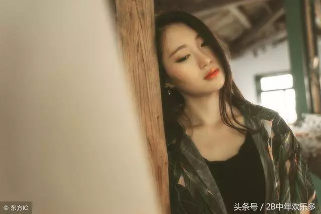 打車去離婚 計程車司機一直衝我咳嗽 回頭看老公 我說不離了 回家