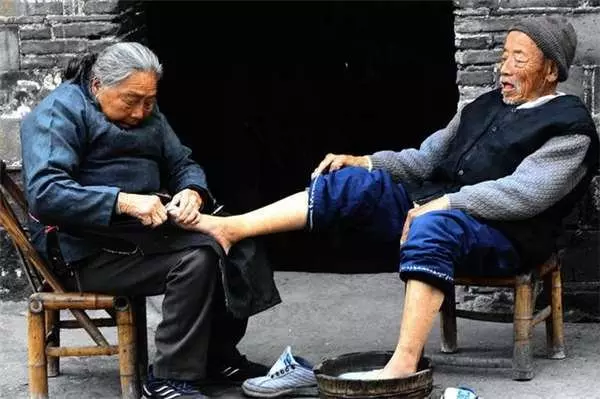 30張世界上最「憾動人心」的照片,一張比一張還催淚,看得我熱淚盈眶!