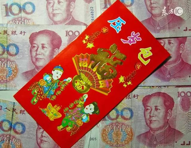 大哥幫忙養我的孩子,十年後我給他30萬他拒絕,提了一個要求我淚如雨下