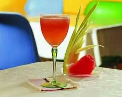 ~60 種水果汁的配方和功效大全~