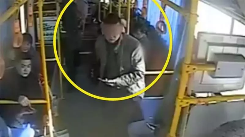 玩手機坐過站 男子竟搶司機眼鏡逼其停車