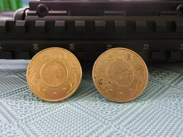 50元假硬幣流入市面…教你一秒辨出真偽,只需注意這「三個」地方!
