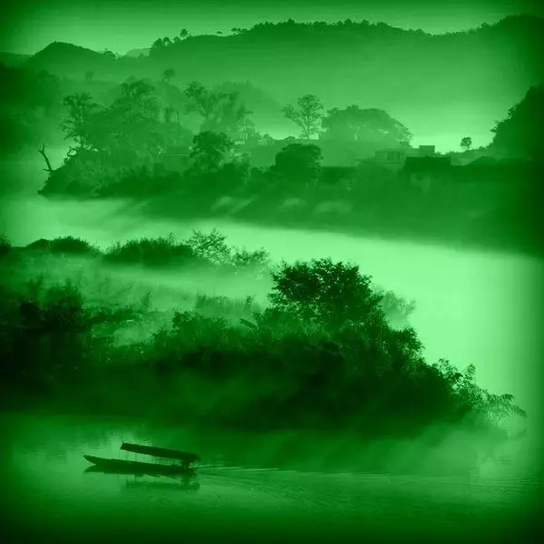 你做的越對、背後說你的人越多。