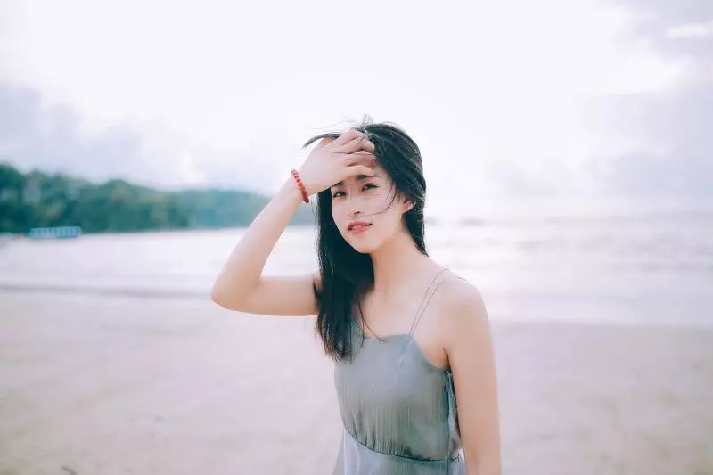 去泰國,要是有美女遞毛巾給你,千萬不要接,導遊:接了就知道了!