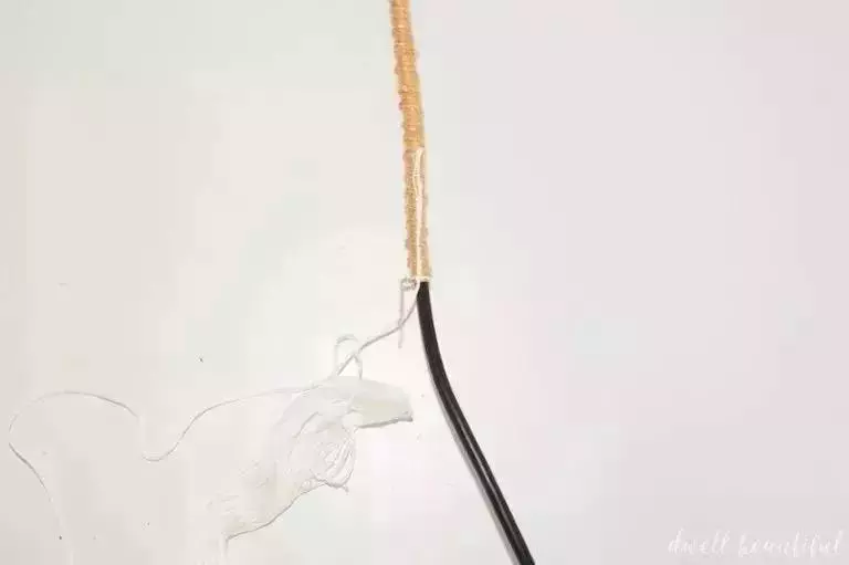 手機螢幕碎了,別急著花錢換屏!用這招15分鐘修復,別再白白花冤枉錢了