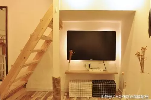 男子租「不到4坪」破爛房一個月後實在忍不了!他動手將它爆改成「複式小家」,房東樂到開花!
