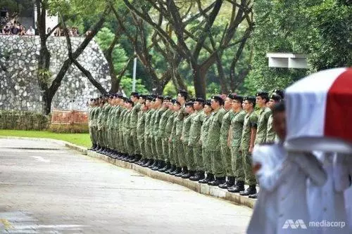 為何選擇海葬?馮偉衷曾透露不愛麻煩人, 不希望年邁雙親每年拜祭他~