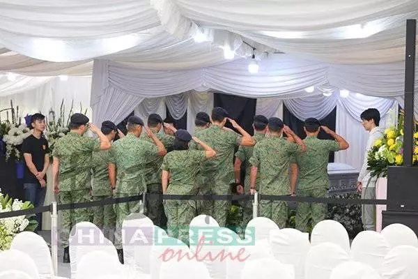 為何選擇海葬?馮偉衷曾透露不愛麻煩人, 不希望年邁雙親每年拜祭他~