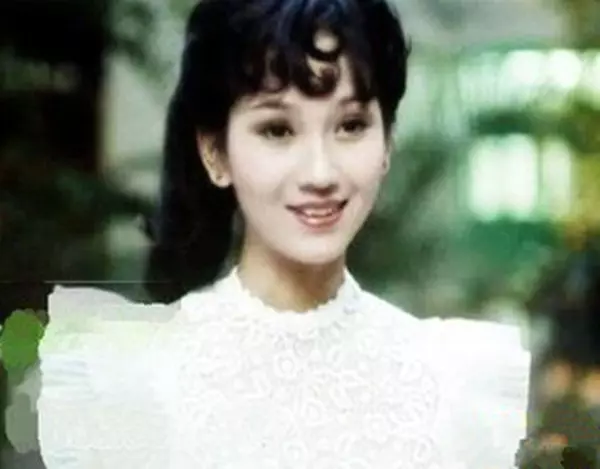 兩大女神兒女比拚:林青霞的「3個女兒」 VS 趙雅芝的「3個兒子」,這差距有點大啊!!