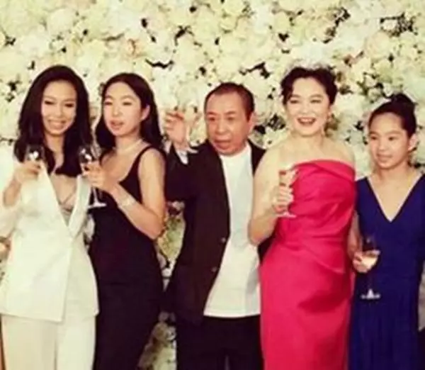 兩大女神兒女比拚:林青霞的「3個女兒」 VS 趙雅芝的「3個兒子」,這差距有點大啊!!