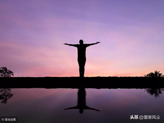 任何人都可以看不起你,但是永遠不能看不起自己