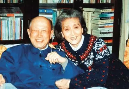 她給哥哥說媒,卻被反問:嫁給我好不好?兩人婚後相愛60多年啊