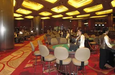 新加坡華人的24小時:不用懷疑 你的故事一定在這裡