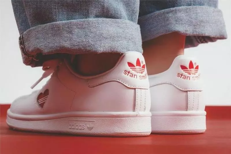2月1日!Adidas Stan Smith情人節限量款新加坡開售!猜猜多少錢?