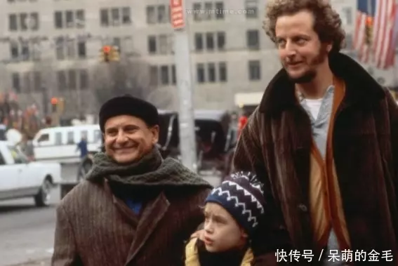 《小鬼當家2》27週年,主演已經長殘,扮演的路人卻成了總統!
