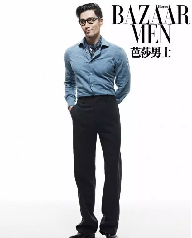 52歲擁20歲完美身型:高185公分,重78公斤!讓阮經天秒變迷弟,64歲成龍都自愧不如!