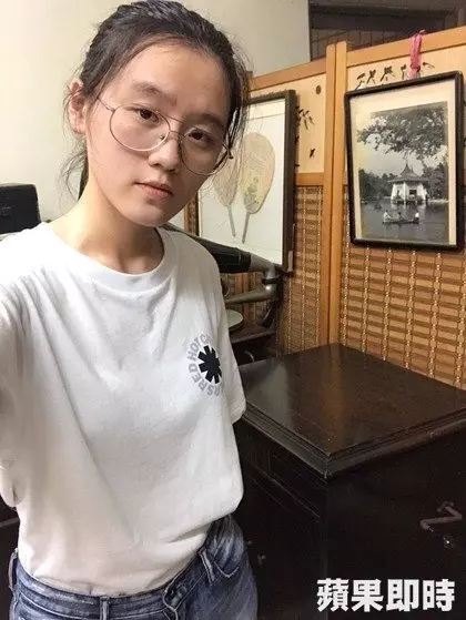 驚懵世人!差41歲《爺孫戀》疑似造人成功,林靖恩卻怒喊:「那女生不是我」!