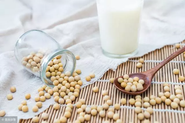 研究發現:冬季吃豆腐可預防老年痴呆症!這樣喝豆漿會危及生命!
