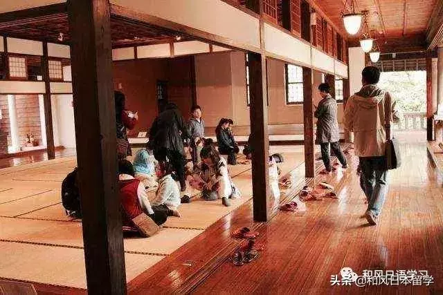 為什麼日本人喜歡進門就脫鞋?!原來背後理由這麼讓人敬佩……