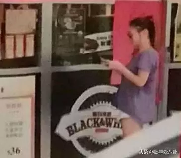應采兒被拍帶媽媽與Jasper逛母嬰 耐心十足