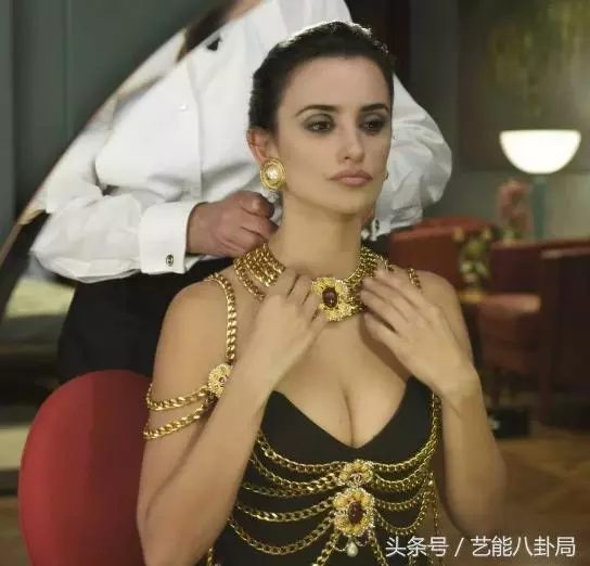 原來小時候看的《美少女戰士》穿的全是咱買不起的大牌高定啊