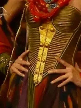 原來小時候看的《美少女戰士》穿的全是咱買不起的大牌高定啊