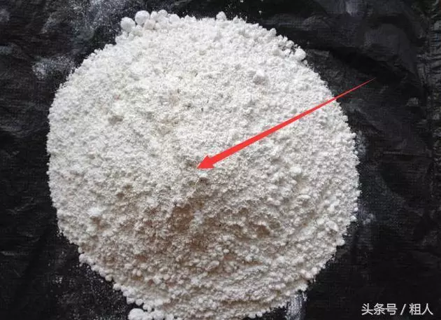 別傻傻用清水擦玻璃,教你簡單小方法,玻璃一塵不染半年不用擦!