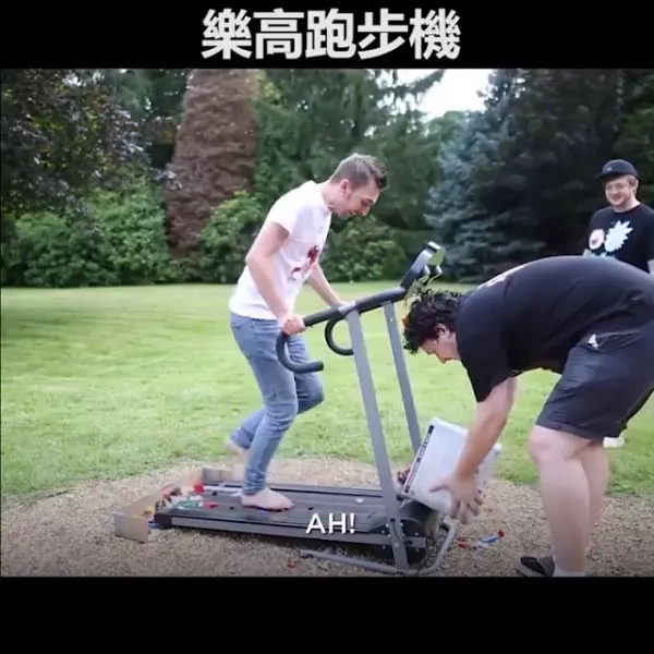 新手爸媽注意「這種疼痛感」一定會出現在你的未來!每天都在跟「樂高」對戰!