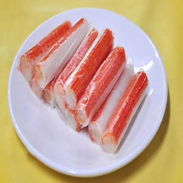 第一次知道!「蟹肉棒」製作過程曝光!裡面竟「完全不含螃蟹成分」!