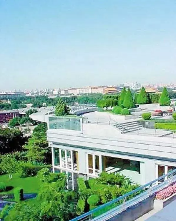 他身價100億 娶了當年最紅的「晴格格」 如今欠下金沙7000萬賭債